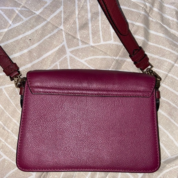 Kate Spade Cross Body Bag 🛍 - Picture 2 of 5